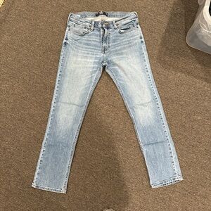 Men’s hollister jeans. Size 32x32 in slim straight.